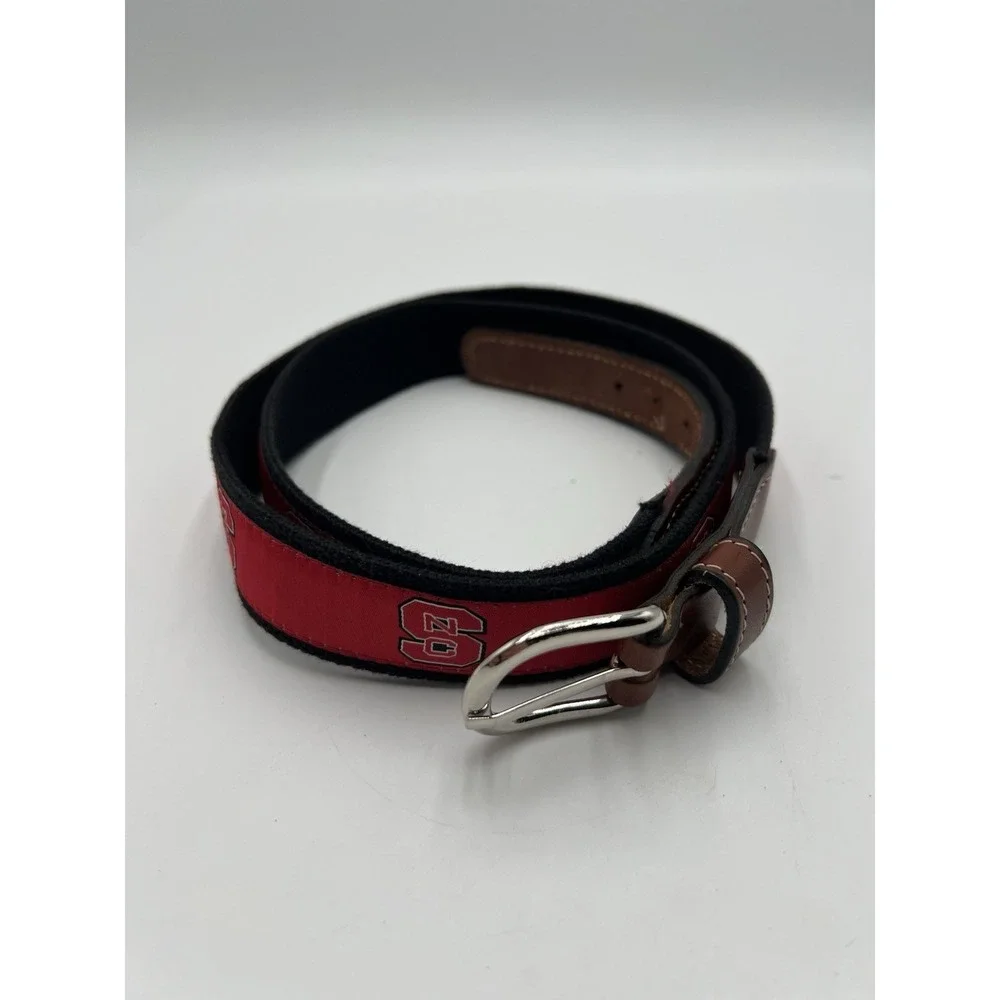 NC State Wolfpack Belt Sz 42 Red Ribbon Leather Tab NCAA Preppy